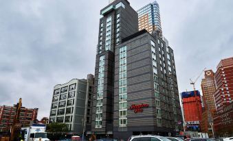 2. 햄프턴 인 브루..