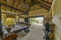 Kwantu Private Game Reserve Hotel di Sidbury