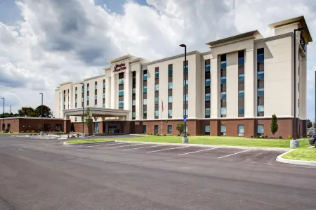 Hampton Inn & Suites Syracuse-North (Airport Area)