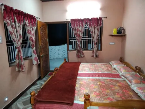 Manis Home Stay Valparai