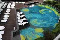 W XI'AN - Rooftop Pools