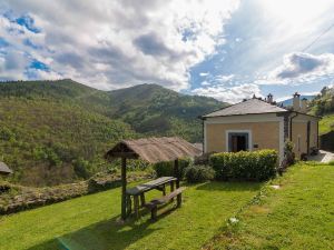 Apartamentos Rurales El Bosque de las Viñas