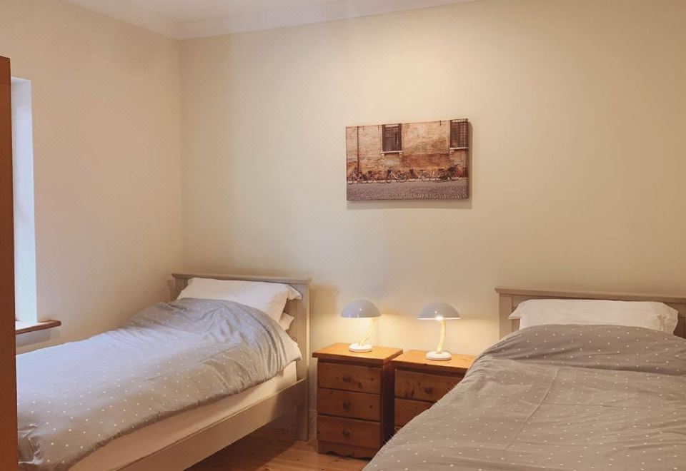 Mangerton Mountain Chalets - Housity