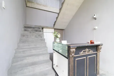 Krisna Hostel Отели в г. Percut Sei Tuan