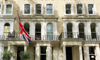 Knightsbridge Hotel, Firmdale Hotels