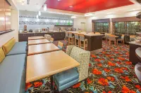 La Quinta Inn & Suites by Wyndham Pearsall Hotels in Pearsall