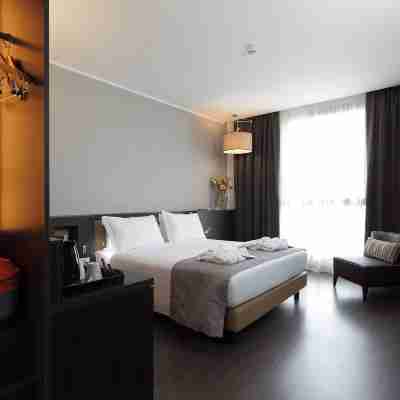 Best Western Premier CHC Airport Rooms