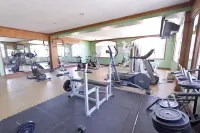 Crown Regency Suites Mactan