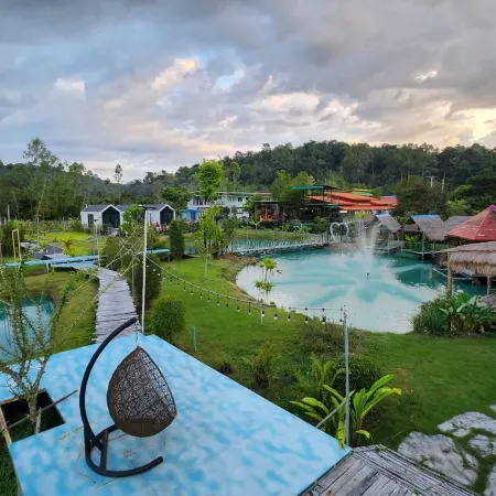 Phuingna Cafe and Resort Отели рядом с достопримечательностью «Водопад Ланрак»