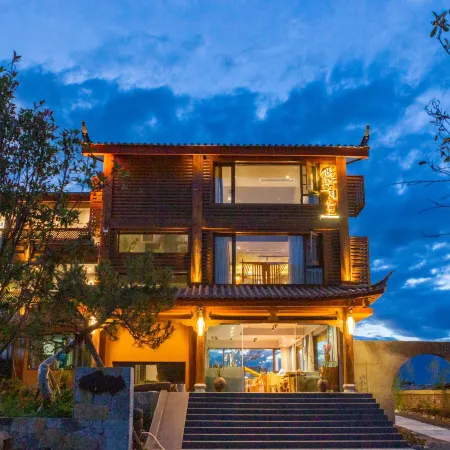 Lugu Lake Scenic Area Yunjin Yunshu Lake View Homestay