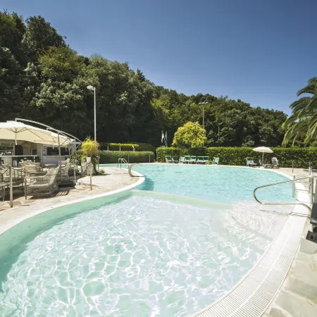 Seebay Hotel