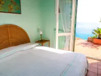 Paradise View Hotels in Latte
