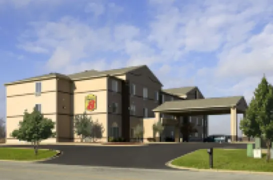 Super 8 by Wyndham Corydon Hotels in Harrison Township