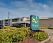 Quality Inn Columbus, MS 콜럼버스 호텔