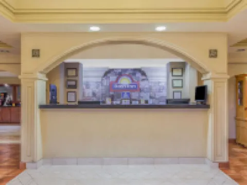 デイズ イン バイ ウィンダム ドールトン ドールトンのホテル