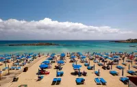 Constantinos the Great Beach Hotel - Mewah