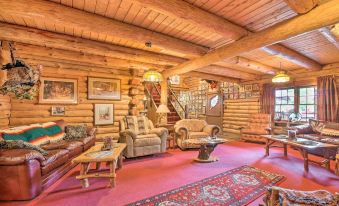 Handcrafted Log Cabin in Candor: Group Getaway!