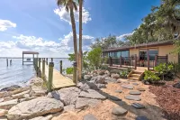 Riverfront Merritt Island Bungalow w/ Dock & Deck