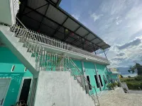 Antony Homestay Near Pantai Pasir Putih Parbaba Mitra RedDoorz Hotels near Pantai Pulo Tao