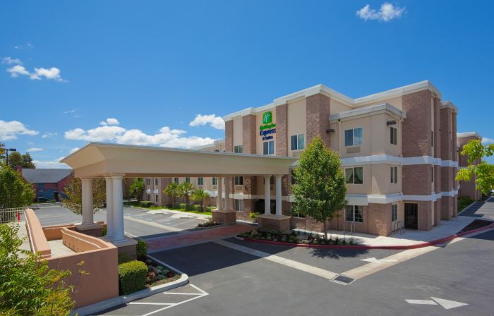 Holiday Inn Express & Suites LIVERMORE by IHG