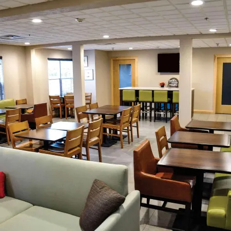 Country Inn & Suites by Radisson, Fairborn South, Oh