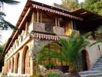Ippotur Medieval Resort Hotels in Borghetto-melara