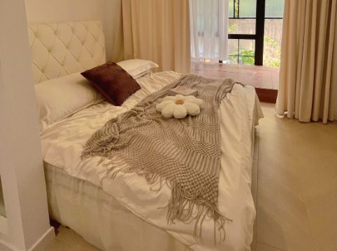 L露娜公寓（紹興路分店）