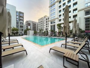 Maison Privee - Alluring Modern Apt in Dubai Creek Beach