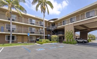 Quality Inn & Suites Anaheim Maingate