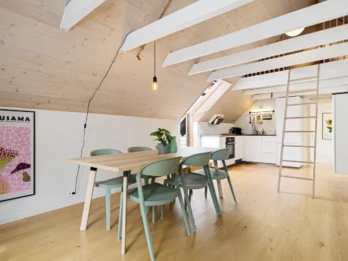 Charming Rooftop Apartment in Heart of Stavanger - 레지던스