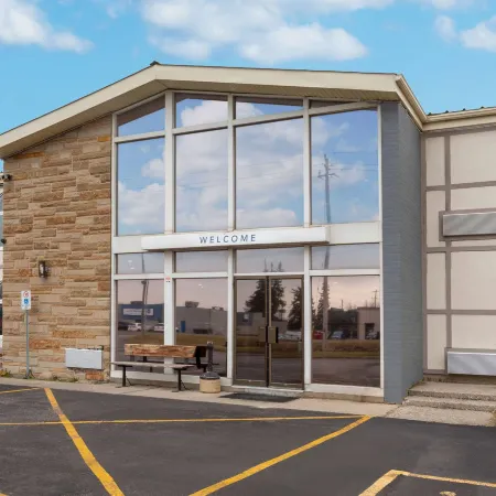 Travelodge by Wyndham Sarnia