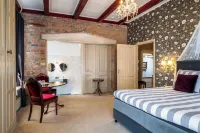 Herberg Het Rechthuis Hotels in Dokkum