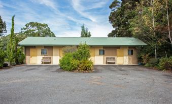 Motel Strahan