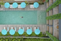 Citadines Berawa Beach Bali Resort - Infinity Pools