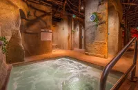 Living Water Resort & Spa - Hot Tub