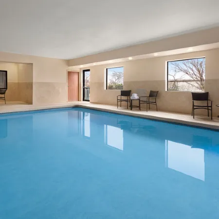 Holiday Inn Express & Suites EDMOND by IHG