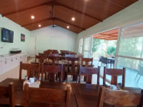 Vedant Valley Resort, Kund-Chopta, by Himalayan Eco Lodges 루드레이프레이에그 호텔