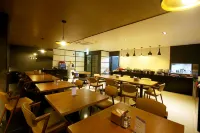Elga Hotel - فطور
