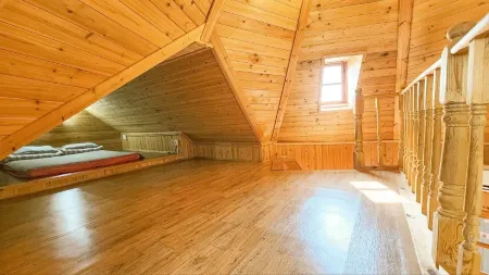 Hwacheon Land Pension (Dog Friendly, Dog Park) Отели в г. Хвачхон