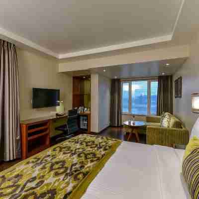 Lemon Tree Premier “The Atrium” Ahmedabad Rooms