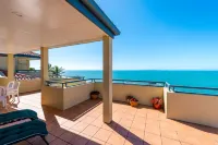 Villa Mar Colina Hotels in Cooee Bay