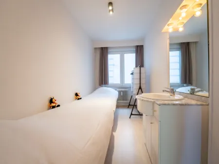 Escape with Sea View