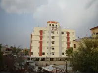 Hotel Jesraj 久魯住宿飯店