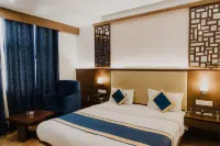 Hotel Myriad فنادق في لكناو