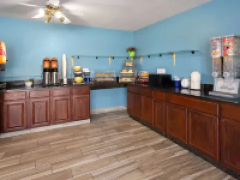 Days Inn by Wyndham Queensbury/Lake George Hotels in Queensbury