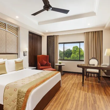 La Place Sarovar Portico Lucknow