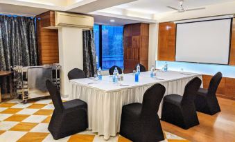 Hotel Jewel of Chembur