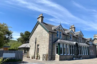 Ravenscraig Guest House Hotel di Carrbridge