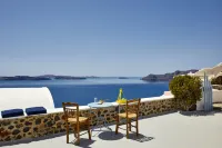 Allure Breeze Suites