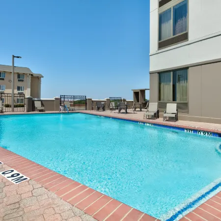 Holiday Inn Express & Suites DALLAS FT. WORTH AIRPORT SOUTH by IHG